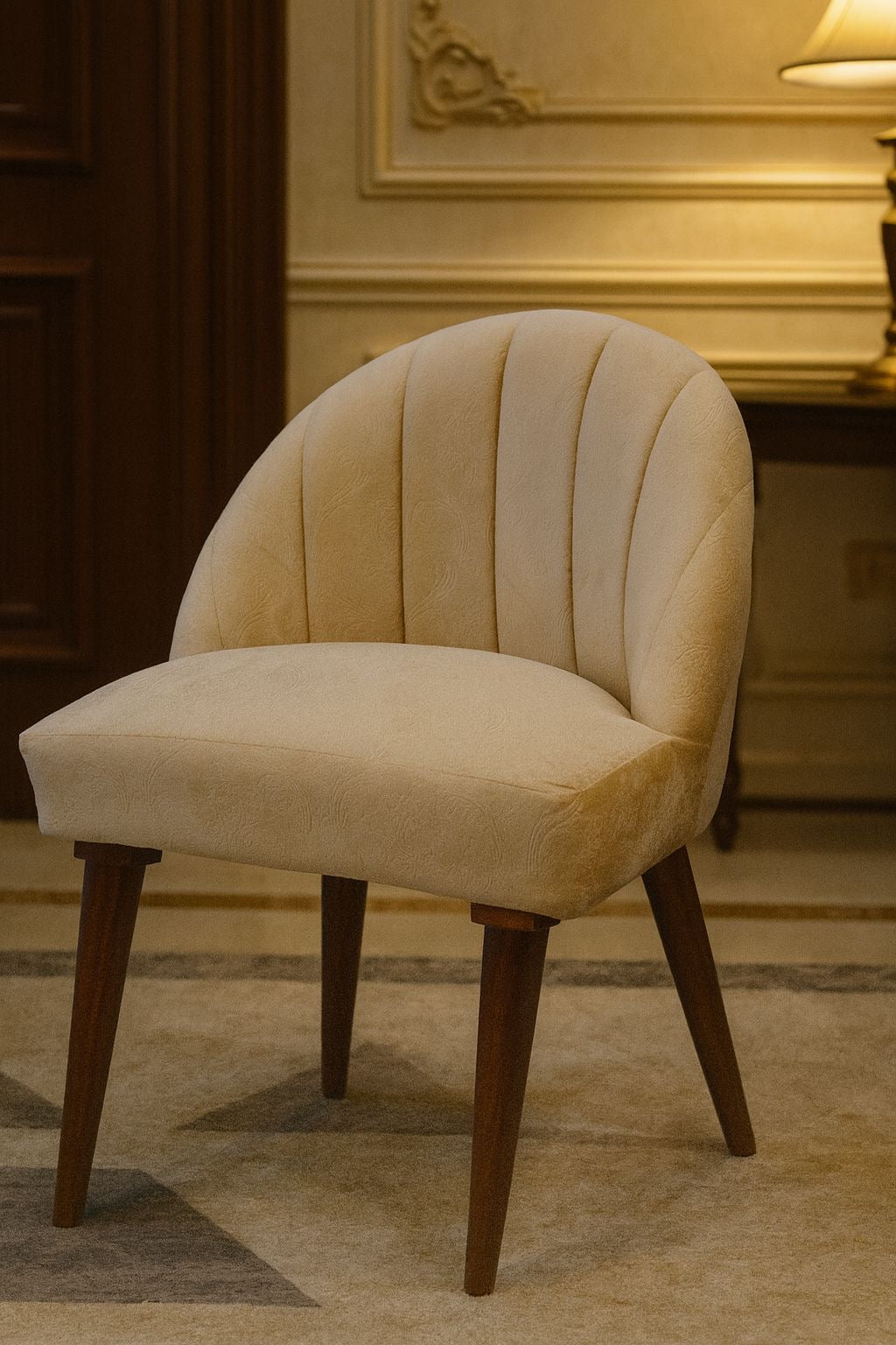Elegant Sitting Chairs