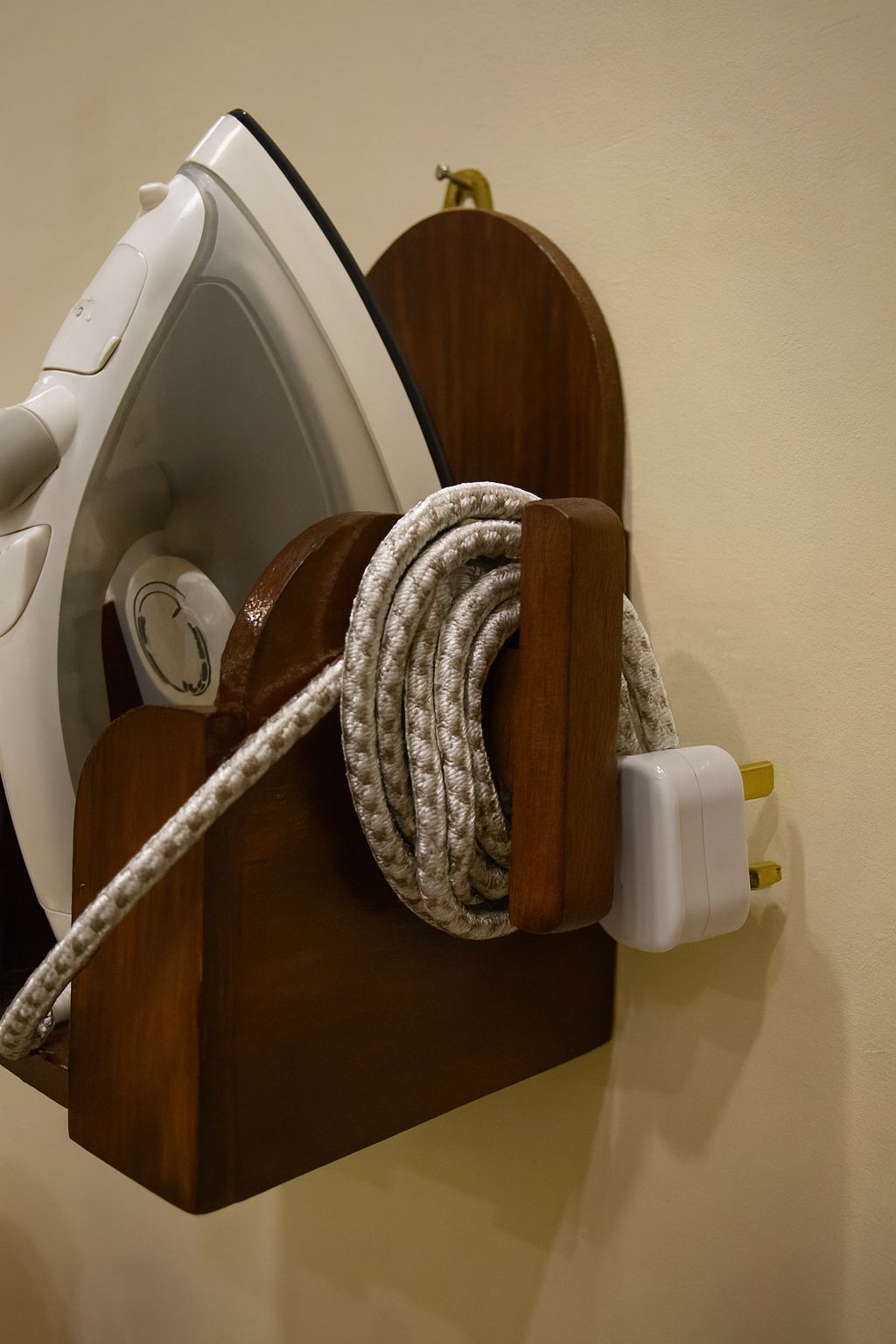 Wooden Wall-Mounted Iron Holder – Heat Resistant Iron Storage Rack